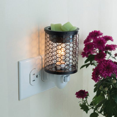 Chicken Wire Pluggable Fragrance Warmer