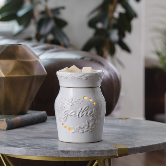 Gather Illumination Fragrance Warmer – Door County Candle Co. & Candle Bar
