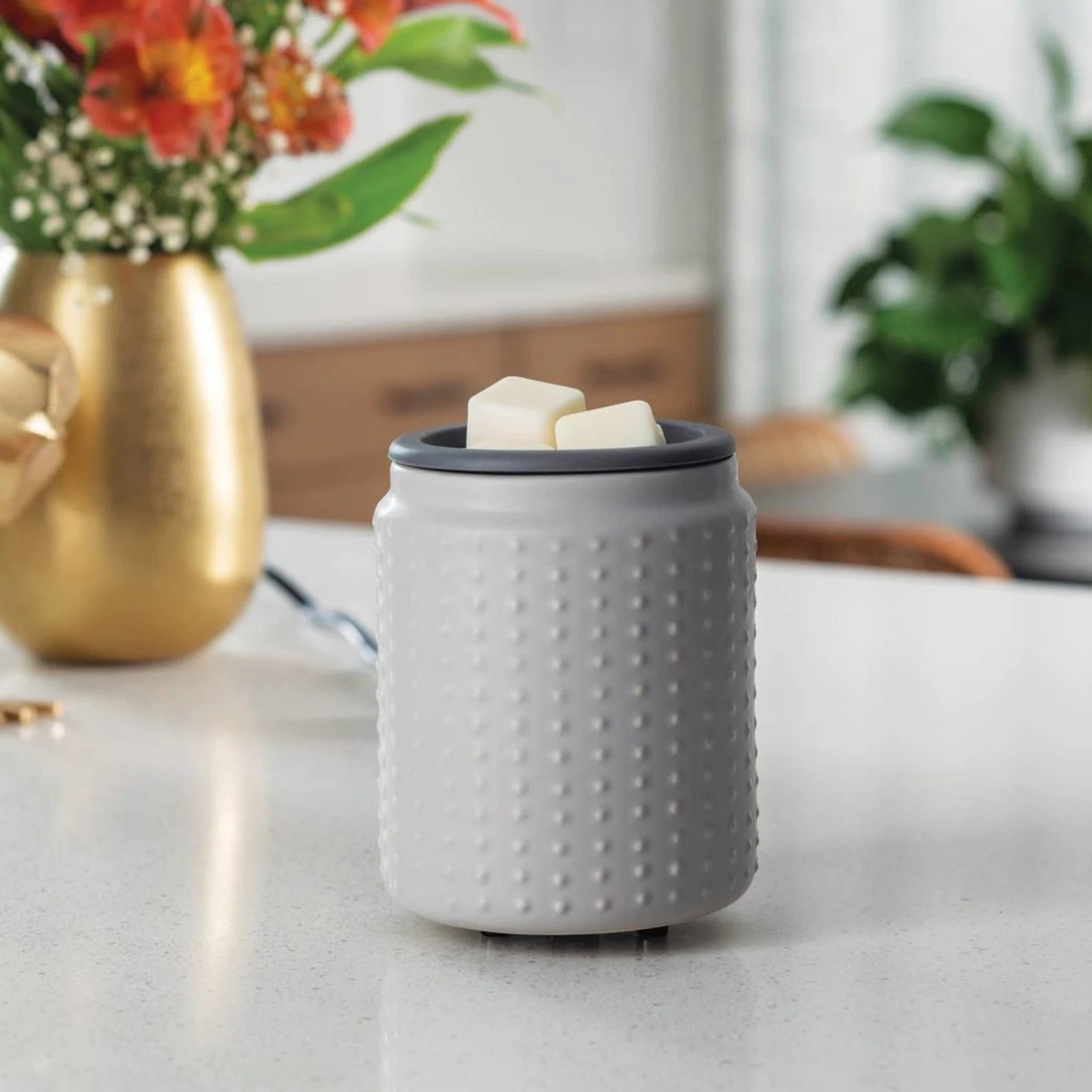 Gray Hobnail Flip Dish Wax Warmer – Door County Candle Co. & Candle Bar